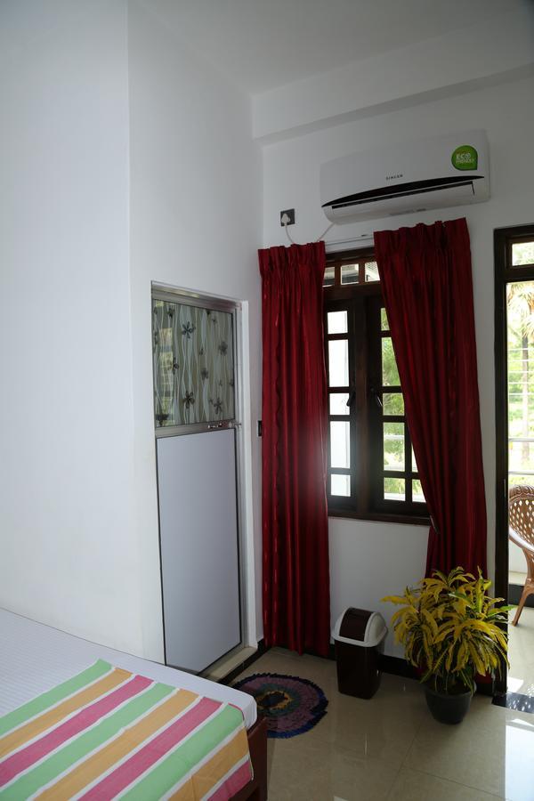 Hot water machine in bathroom - Picture of Trinco Mitra Inn, Trincomalee -  Tripadvisor